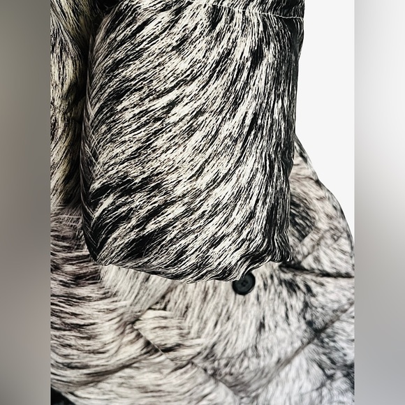 Oscar De La Renta Puffer Coat Silk Gray Fur Print 2011 Collection Women Sz 6 - Picture 5 of 15
